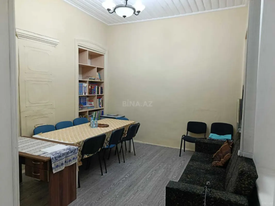 Kirayə verilir 3 otaqlı ofis 65 m²