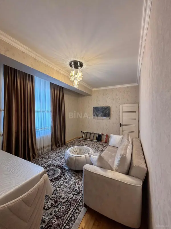 Kirayə verilir 2 otaqlı mənzil 50 m²