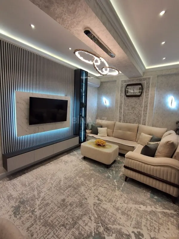 Satılır 3 otaqlı mənzil 91 m²