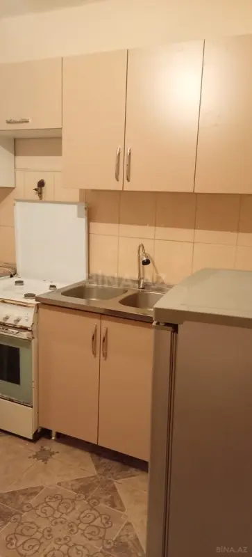 Kirayə verilir 1 otaqlı həyət evi 20 m²