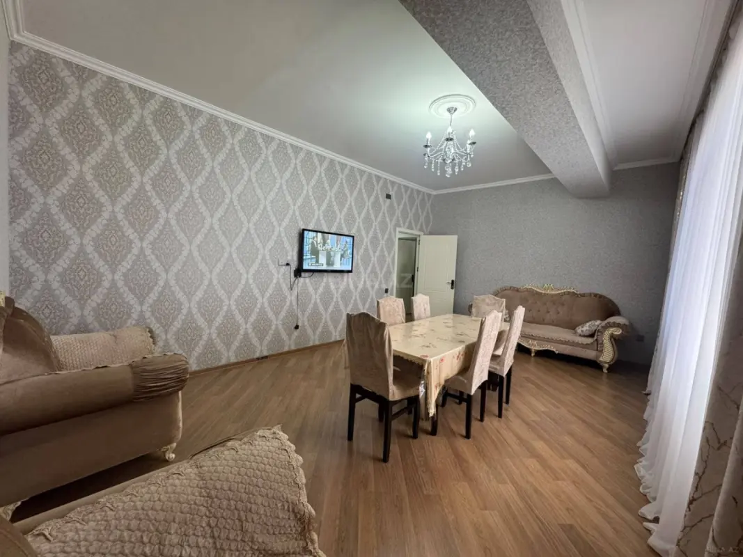 Kirayə verilir 3 otaqlı mənzil 120 m²