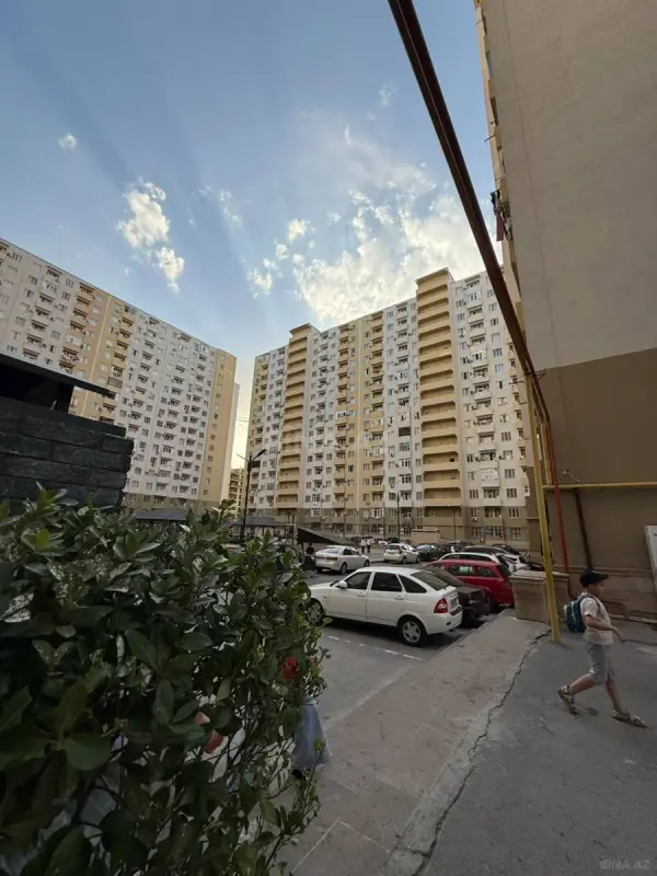 Satılır 2 otaqlı mənzil 62 m²