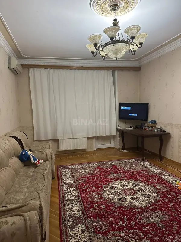Kirayə verilir 3 otaqlı mənzil 100 m²