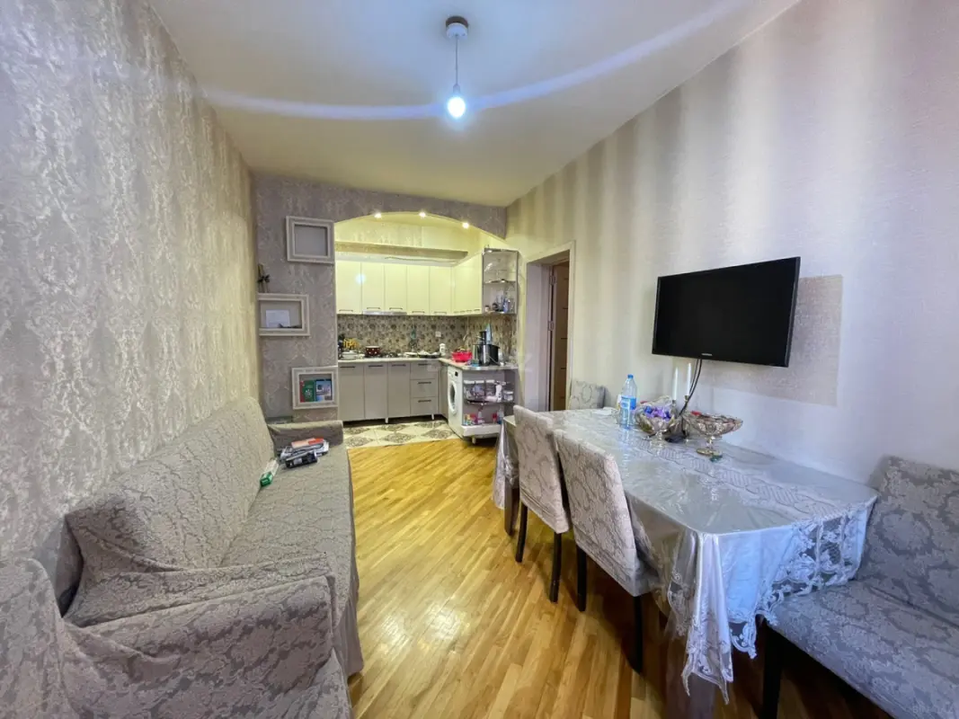 Kirayə verilir 2 otaqlı mənzil 52 m²