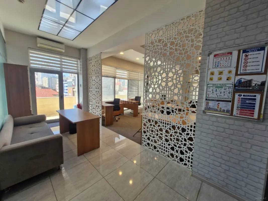 Kirayə verilir 8 otaqlı ofis 280 m²