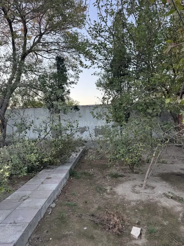 Satılır torpaq sahəsi 2 m²