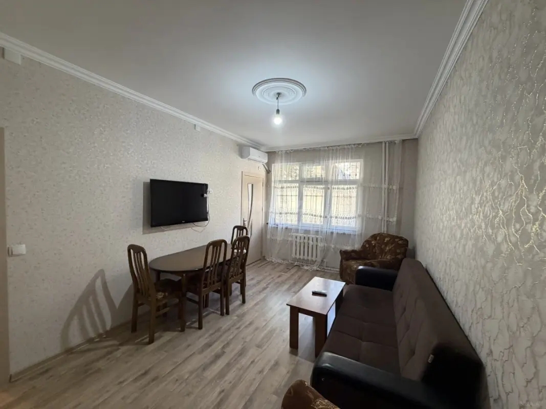 Kirayə verilir 2 otaqlı mənzil 55 m²