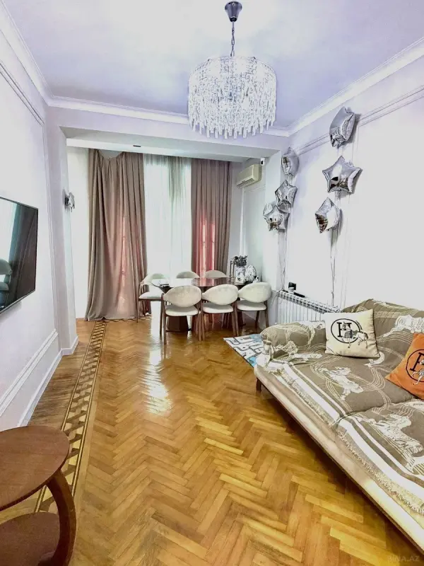 Satılır 3 otaqlı mənzil 87 m²
