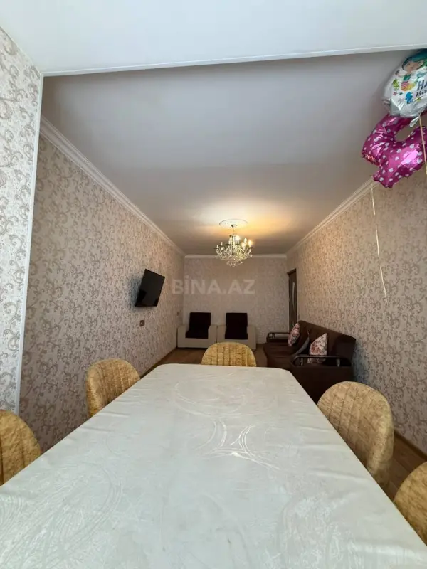 Satılır 4 otaqlı mənzil 120 m²