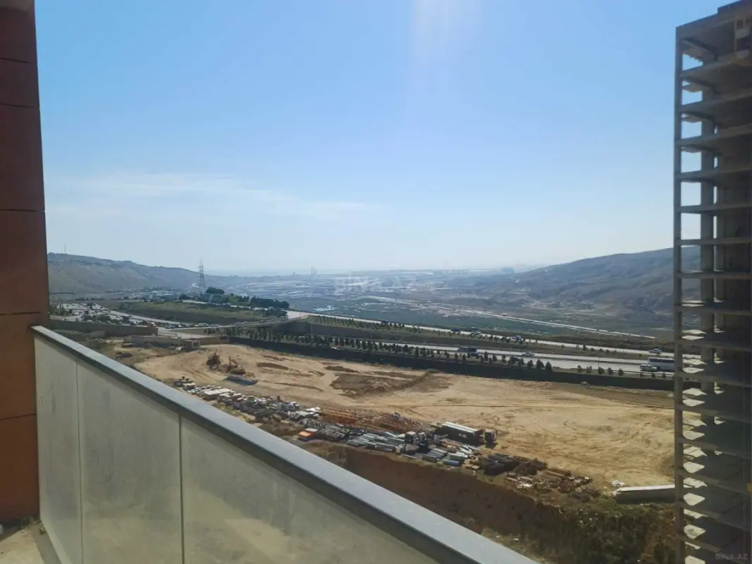 Satılır 3 otaqlı mənzil 72.3 m²