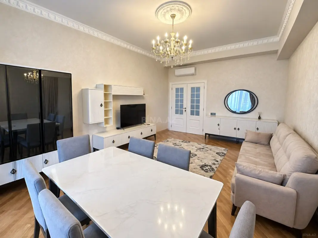 Kirayə verilir 2 otaqlı mənzil 100 m²