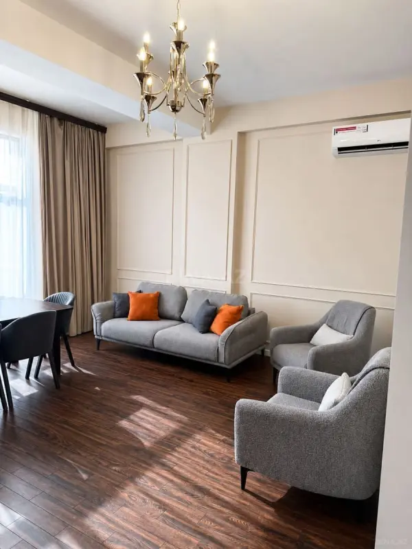 Kirayə verilir 3 otaqlı mənzil 120 m²
