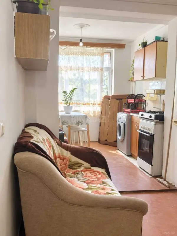 Kirayə verilir 2 otaqlı mənzil 50 m²