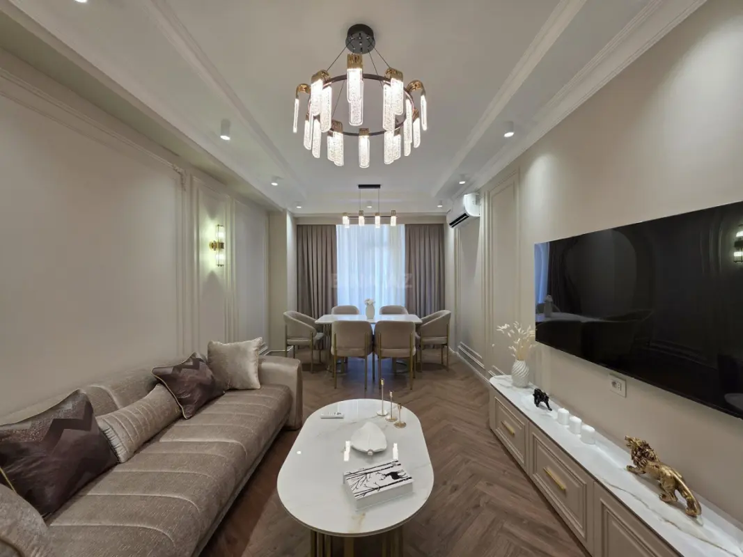 Kirayə verilir 2 otaqlı mənzil 80 m²