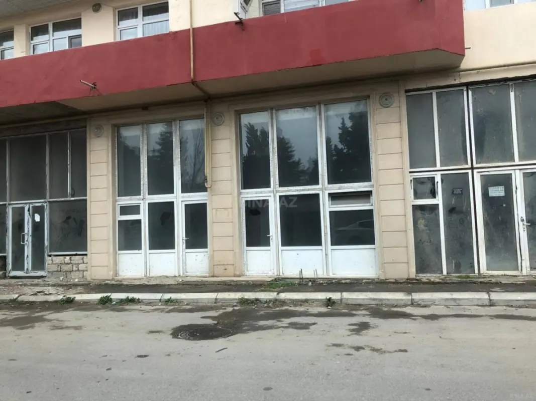 Satılır obyekt 100 m²