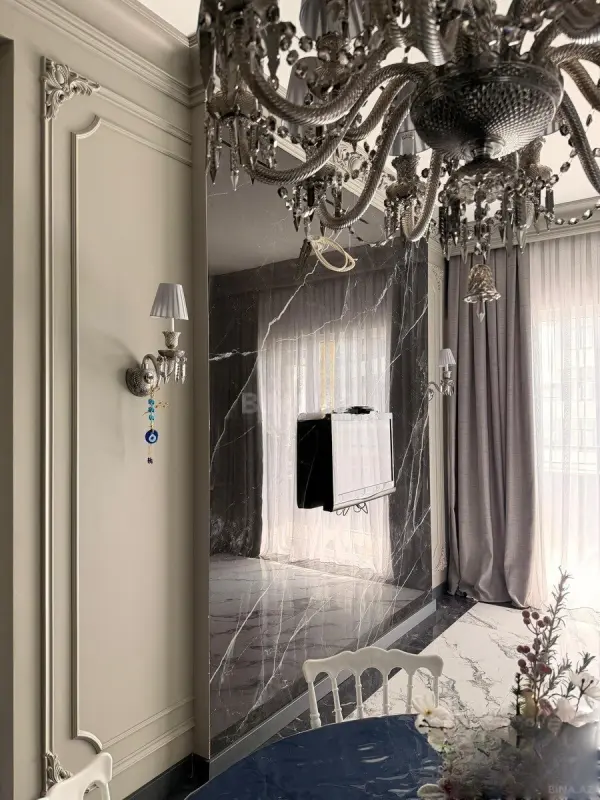 Satılır 2 otaqlı mənzil 69 m²