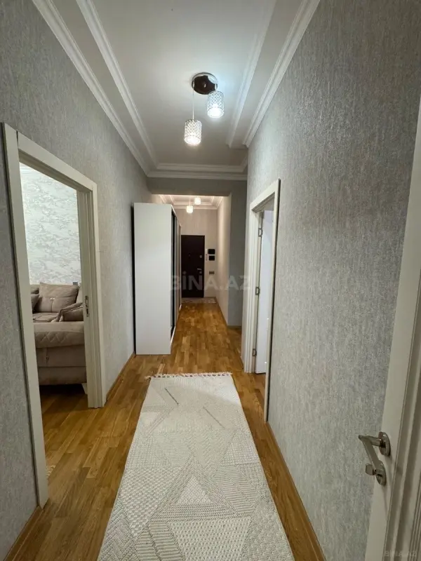 Satılır 3 otaqlı mənzil 105 m²