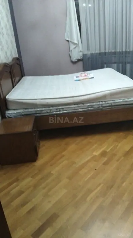Kirayə verilir 3 otaqlı mənzil 135 m²