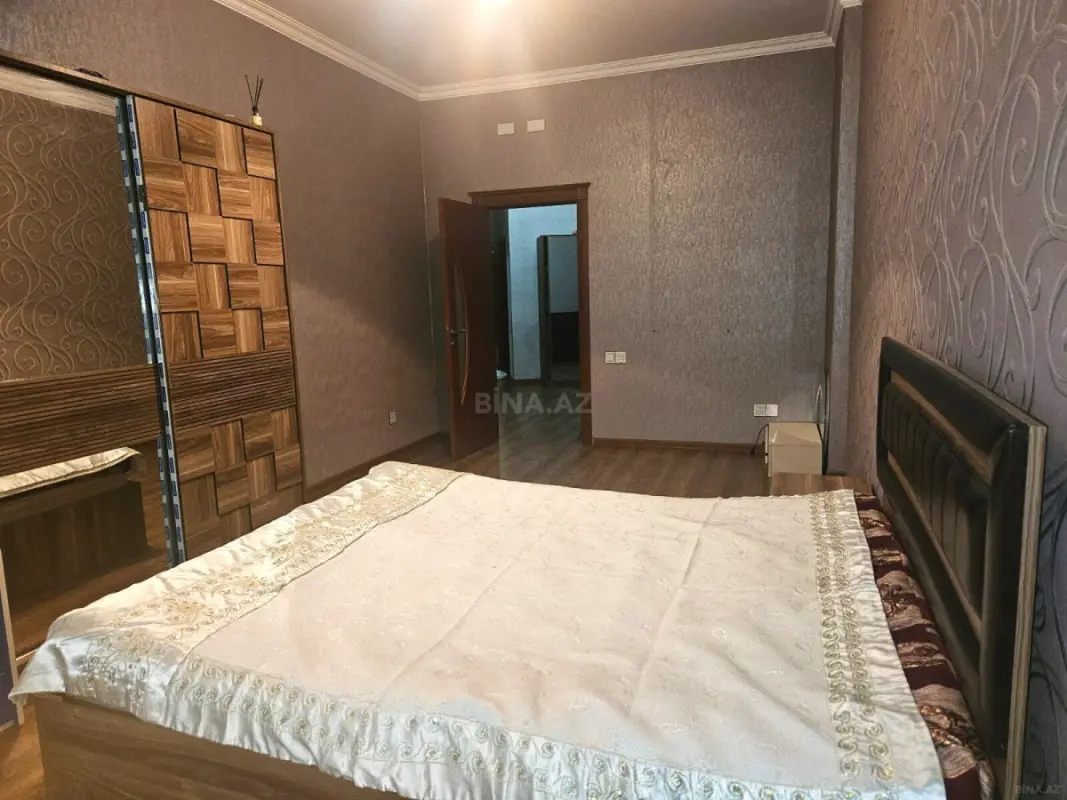 Kirayə verilir 3 otaqlı mənzil 125 m²