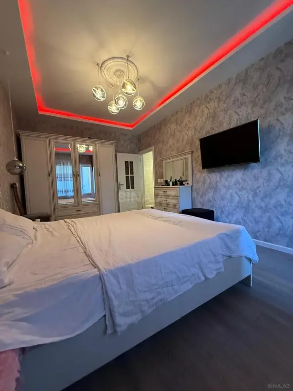 Kirayə verilir 2 otaqlı mənzil 65 m²