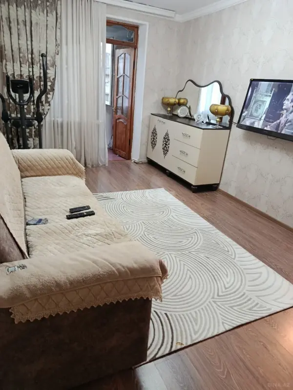 Satılır 2 otaqlı mənzil 52 m²