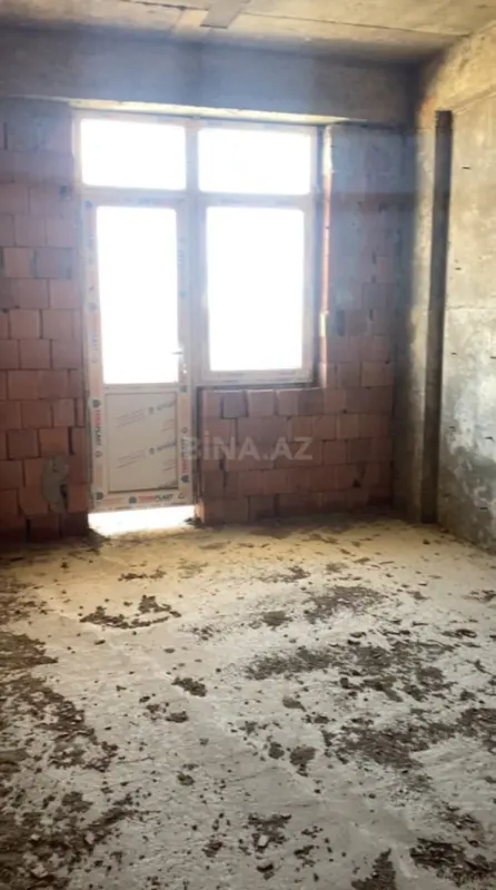 Satılır 3 otaqlı mənzil 95 m²