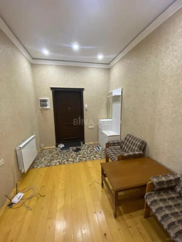 Kirayə verilir 2 otaqlı mənzil 80 m²