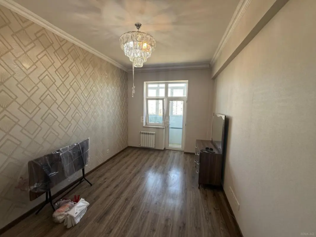 Satılır 1 otaqlı mənzil 40 m²