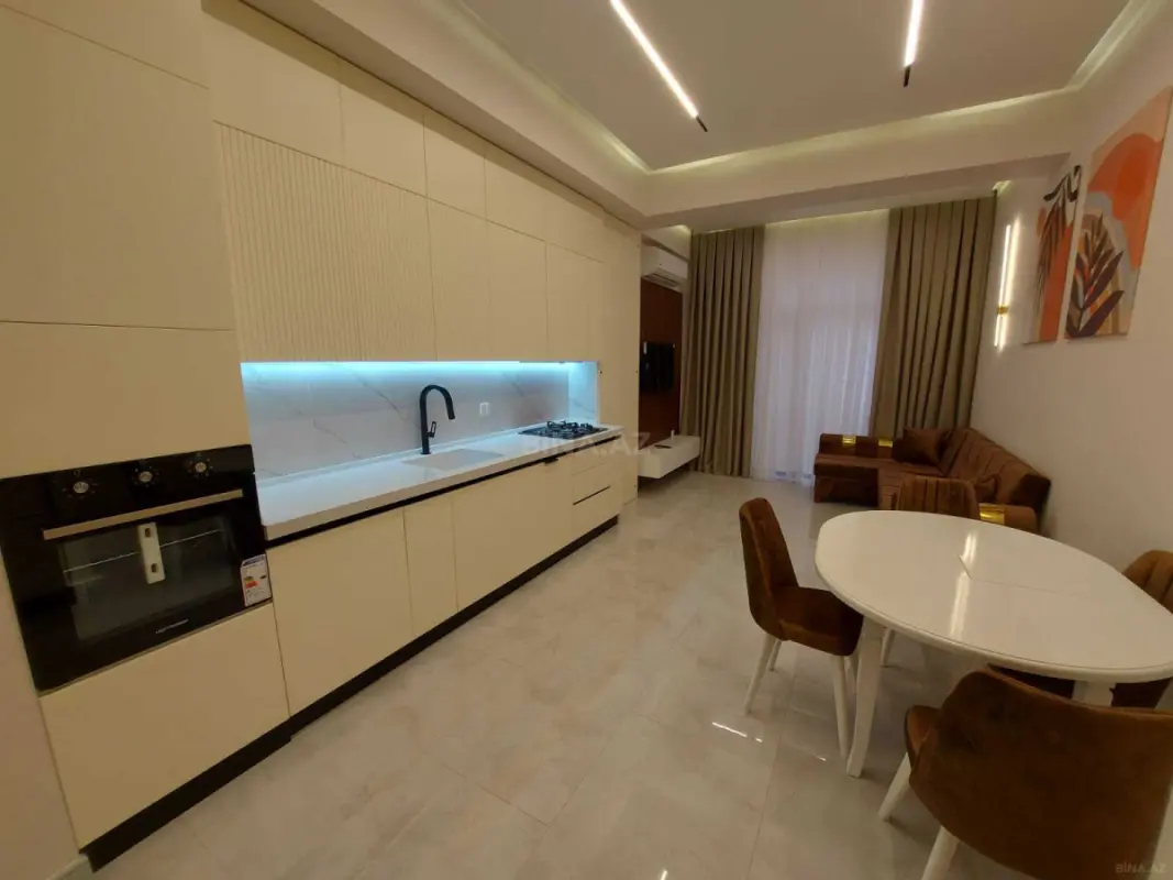 Kirayə verilir 2 otaqlı mənzil 60 m²