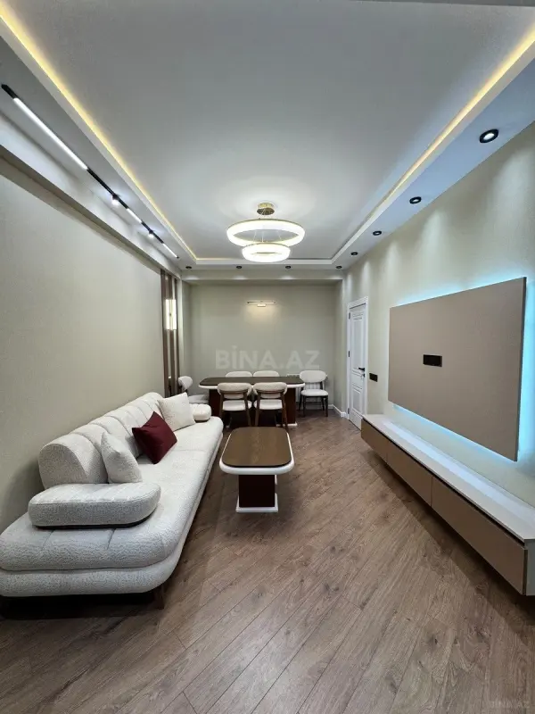 Satılır 3 otaqlı mənzil 82 m²