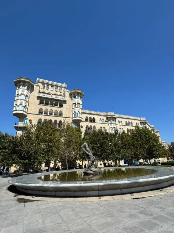 Kirayə verilir 2 otaqlı mənzil 50 m²