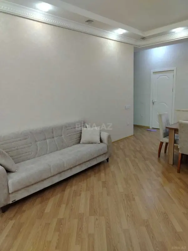 Kirayə verilir 2 otaqlı mənzil 55 m²