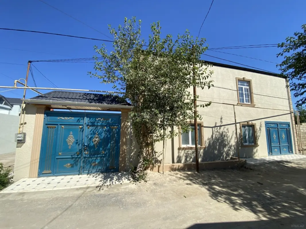Satılır 7 otaqlı həyət evi 180 m²