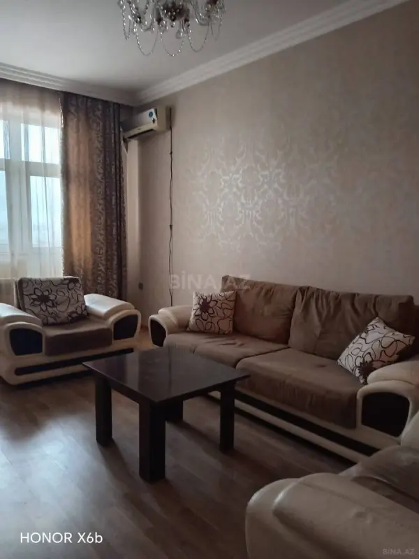 Kirayə verilir 2 otaqlı mənzil 100 m²