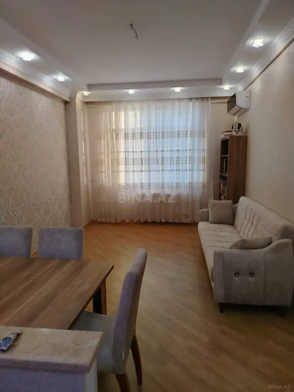Kirayə verilir 2 otaqlı mənzil 55 m²