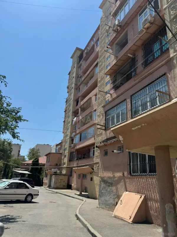 Satılır 3 otaqlı mənzil 68.2 m²