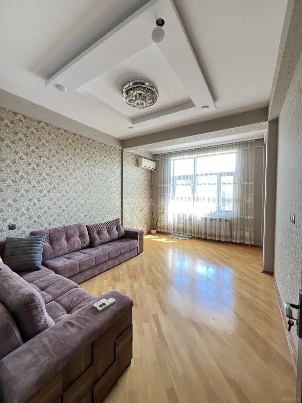 Satılır 2 otaqlı mənzil 69 m²