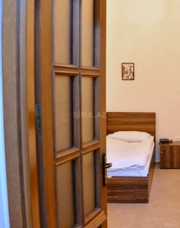 Kirayə verilir 2 otaqlı mənzil 100 m²