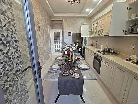 Kirayə verilir 2 otaqlı mənzil 96 m² — Bakı 2 otaq 96.00 m²
