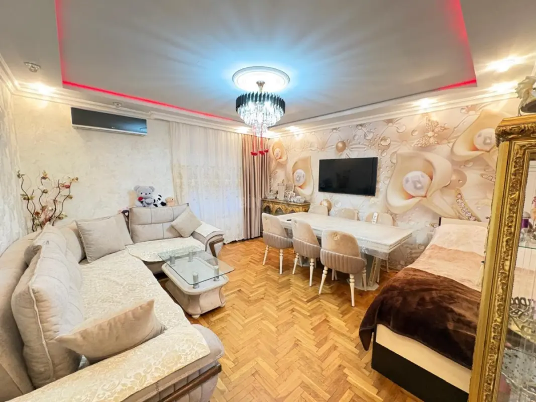 Satılır 3 otaqlı mənzil 90 m²