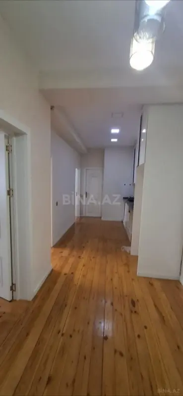 Satılır 2 otaqlı mənzil 78 m²