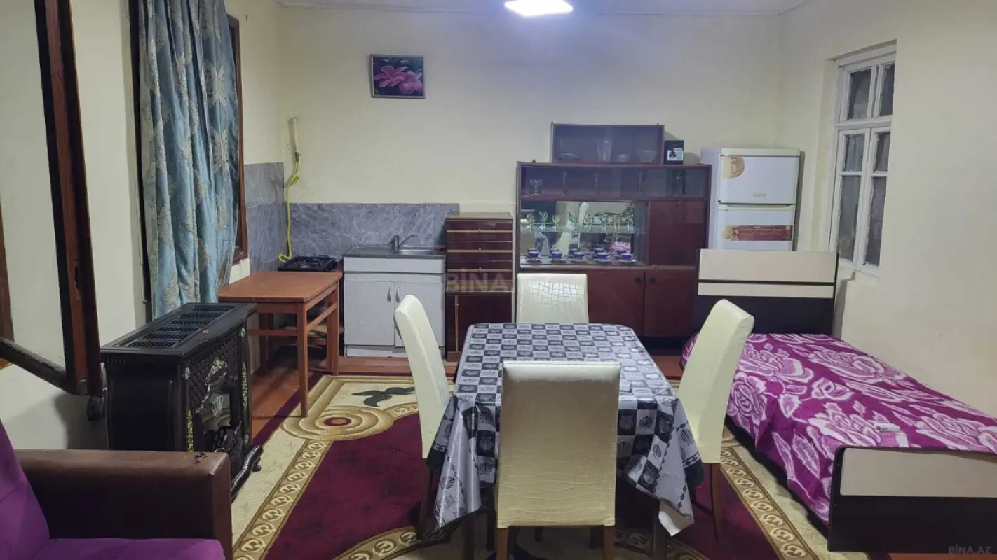 Kirayə verilir 2 otaqlı həyət evi 50 m²