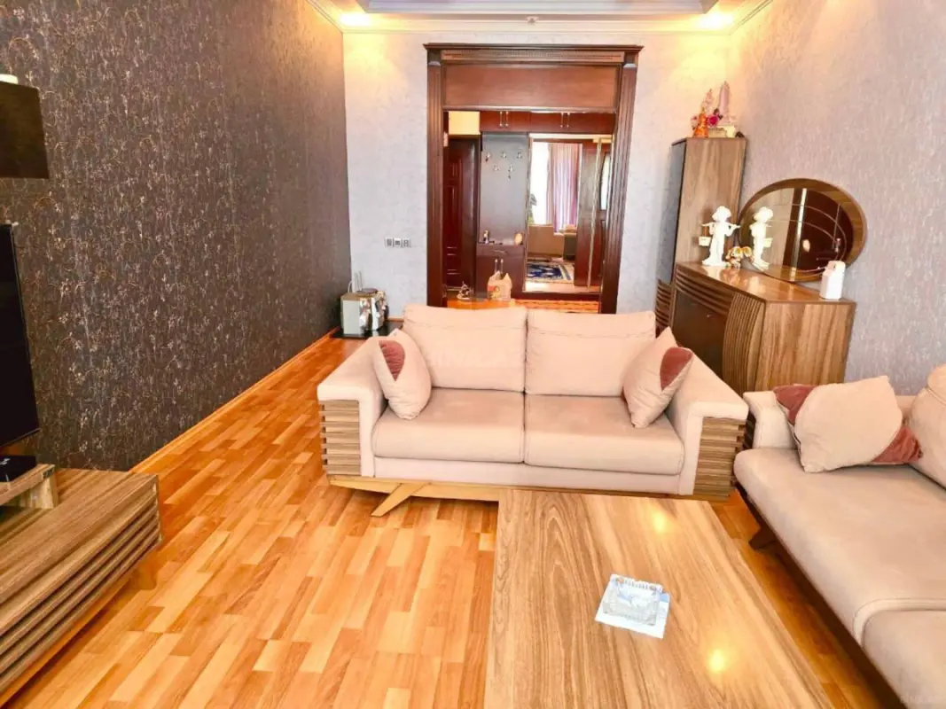 Kirayə verilir 3 otaqlı mənzil 100 m²