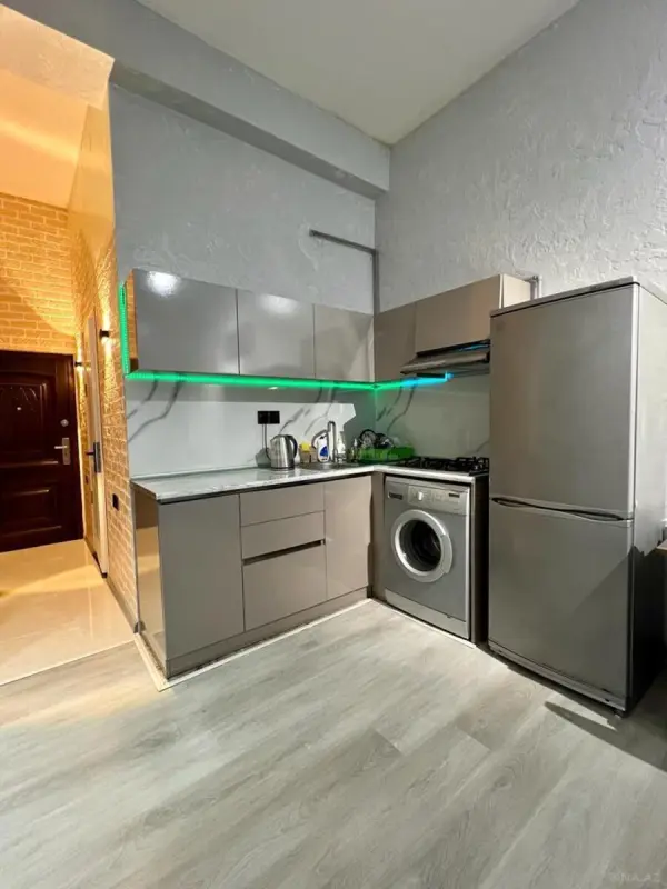 Kirayə verilir 1 otaqlı mənzil 38 m²
