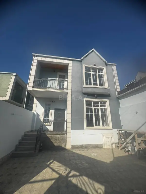 Satılır 6 otaqlı həyət evi 132 m²