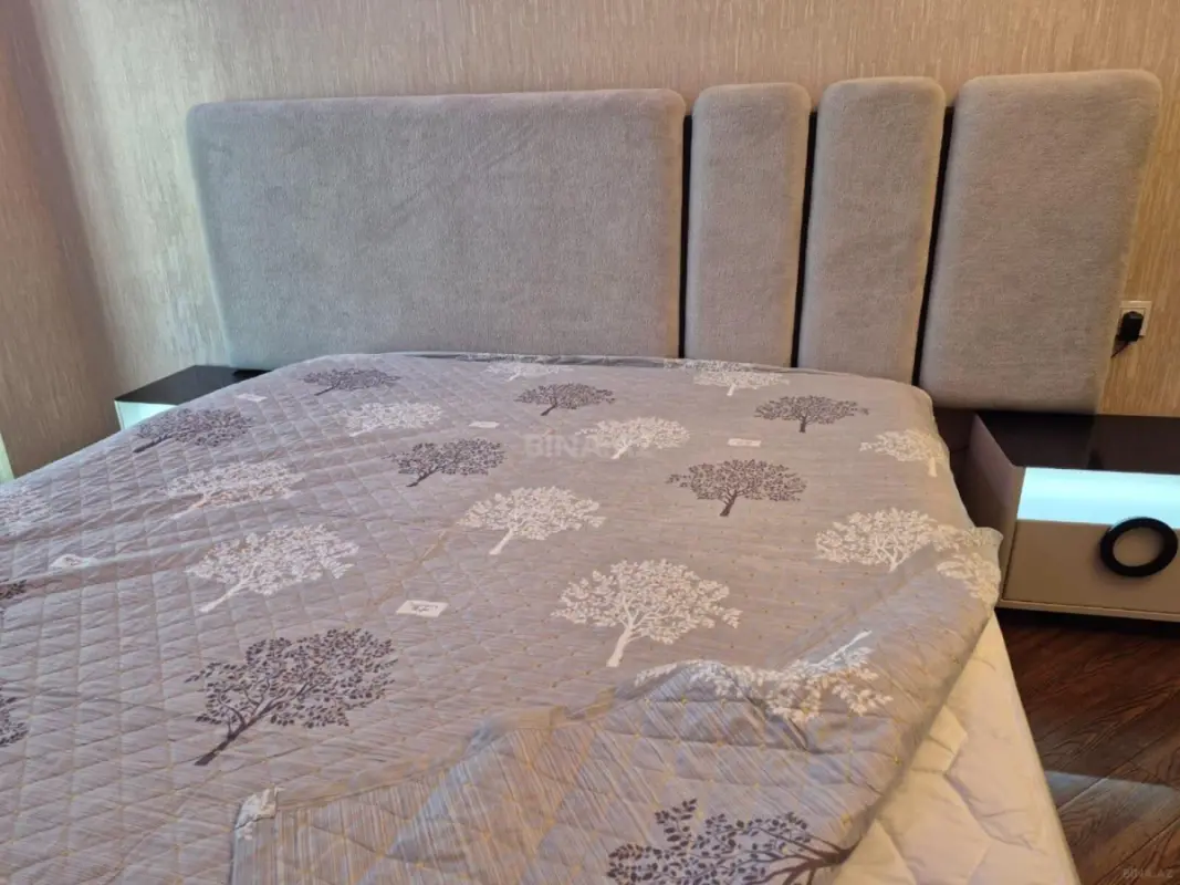 Kirayə verilir 2 otaqlı mənzil 96 m²