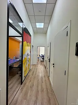 Kirayə verilir 2 otaqlı ofis 60 m² — Bakı 2 otaq 60.00 m²
