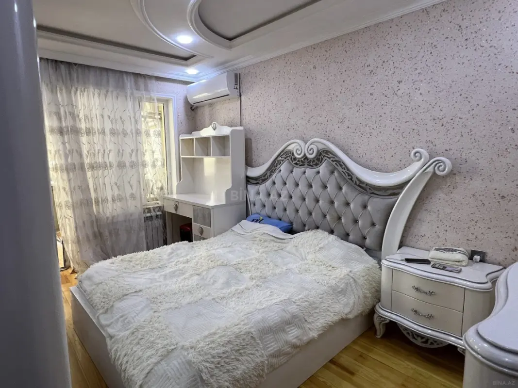 Kirayə verilir 3 otaqlı mənzil 120 m²