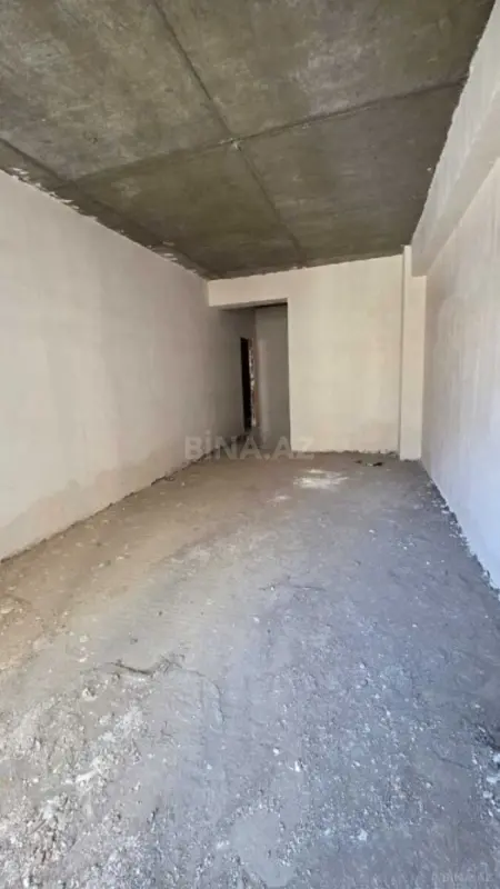 Satılır 4 otaqlı mənzil 170 m²