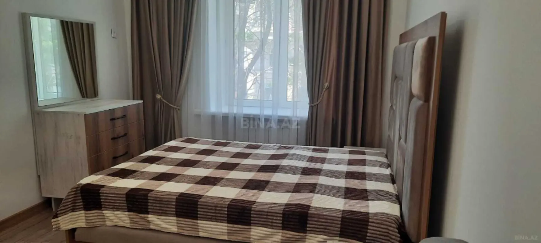 Kirayə verilir 4 otaqlı mənzil 100 m²